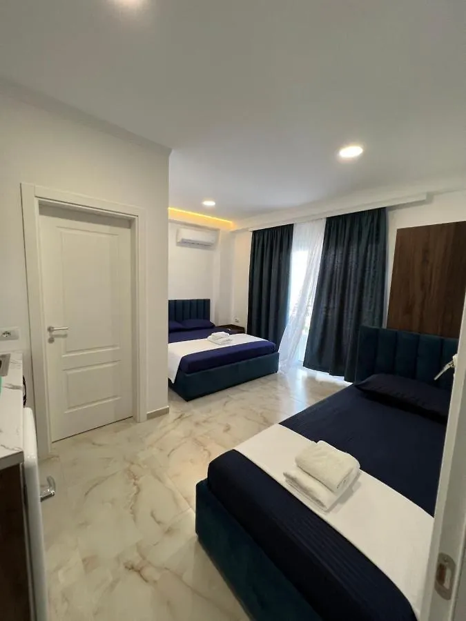 Liel Apartments Ksamil 0*,